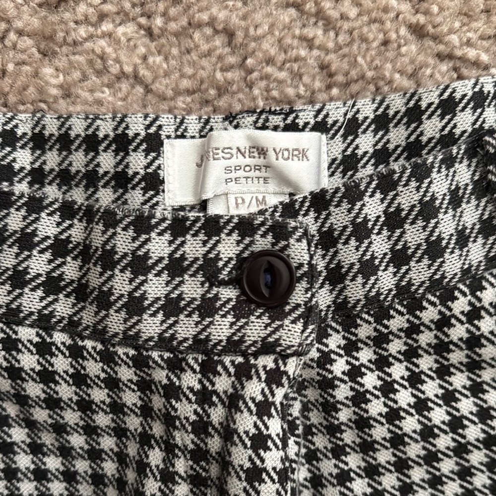 Jones New York Women's Black and White Gingham Chinos - Picture 2 of 4